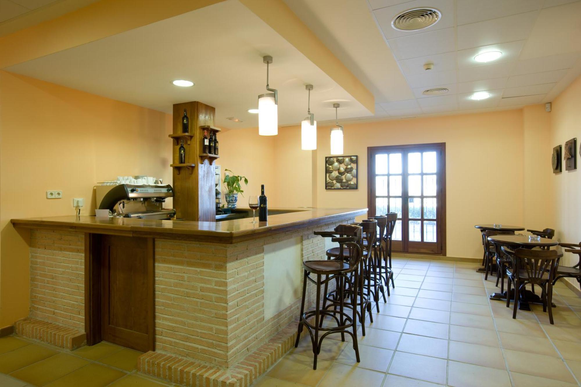 Hostal Bodegas Hacienda Albae Argamasilla de Alba Exterior foto