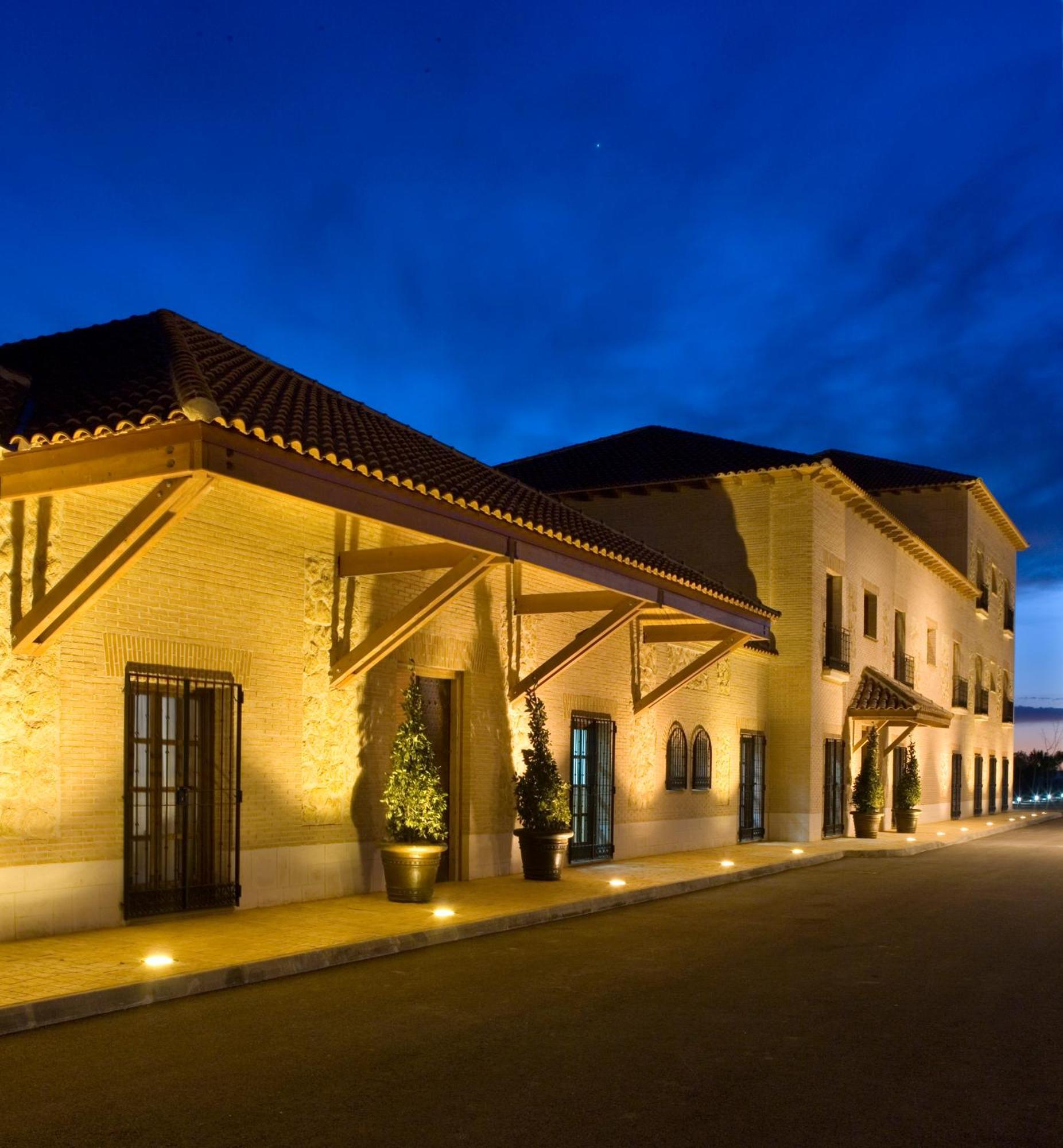 Hostal Bodegas Hacienda Albae Argamasilla de Alba Exterior foto