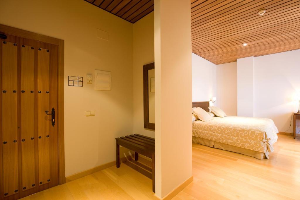 Hostal Bodegas Hacienda Albae Argamasilla de Alba Habitación foto